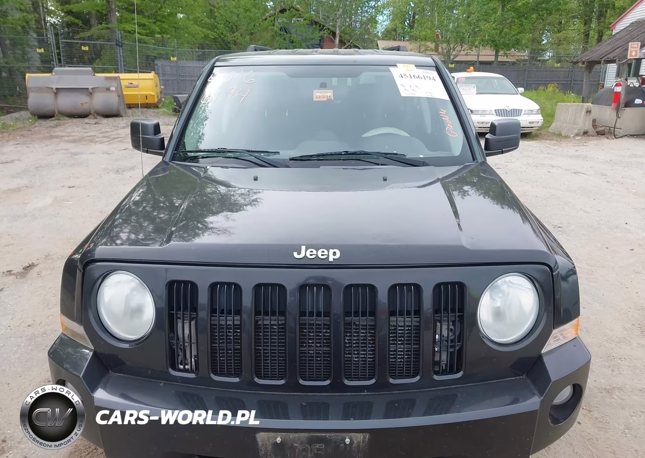 2010 Jeep Patriot Sport VIN:1J4NT1GB5AD625007 - 6