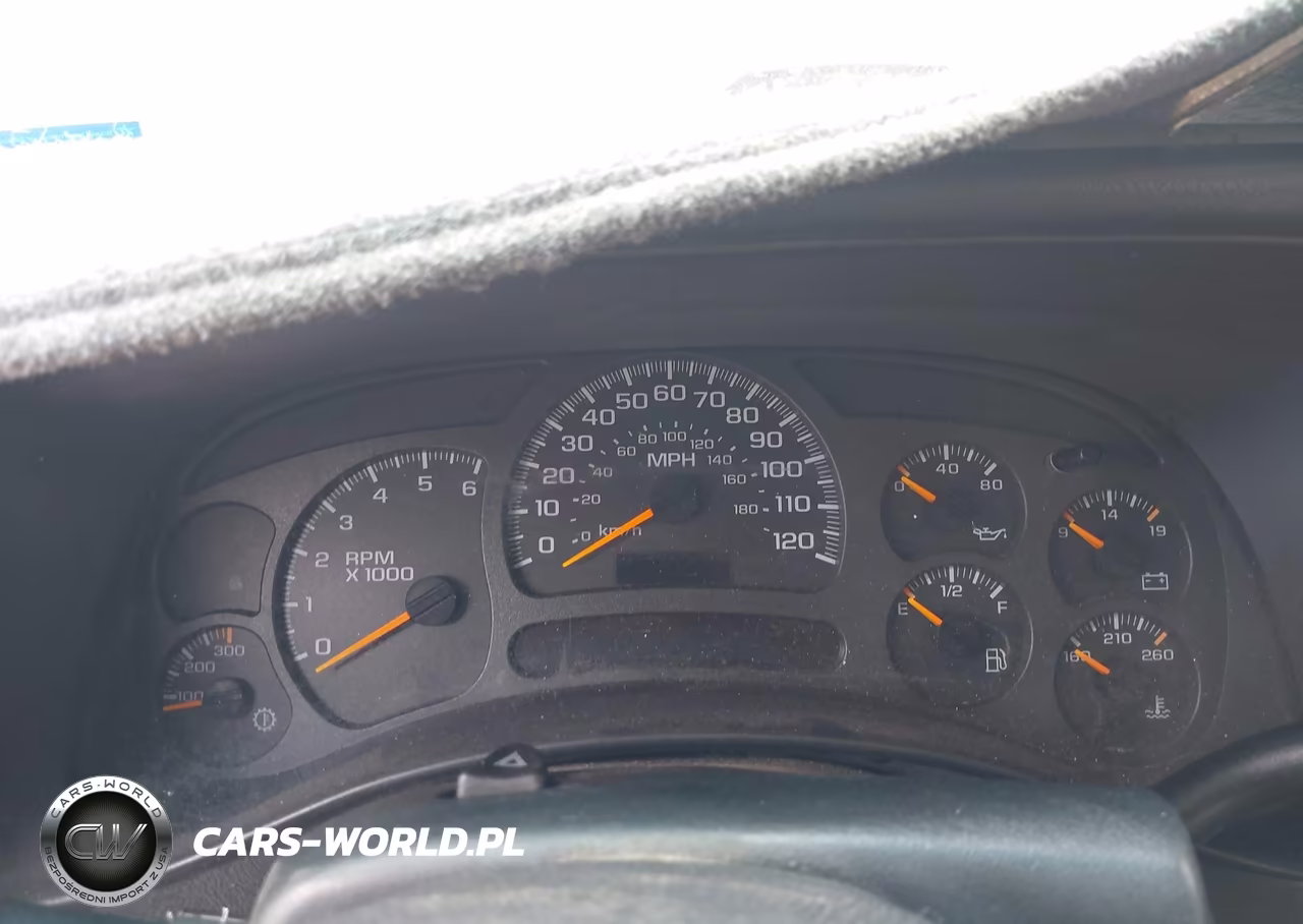 2004 Chevrolet Silverado 2500Hd Ls VIN:1GCHC29U84E207823 - 7