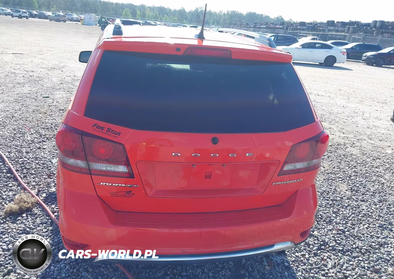 2018 Dodge Journey Crossroad VIN:3C4PDCGB0JT421846 - 16