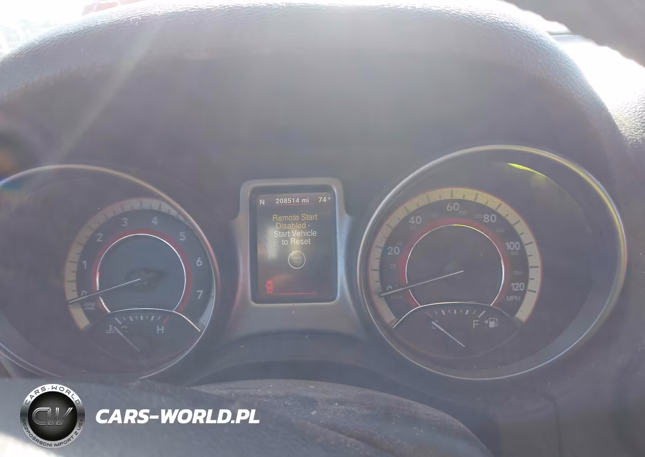 2018 Dodge Journey Crossroad VIN:3C4PDCGB0JT421846 - 7