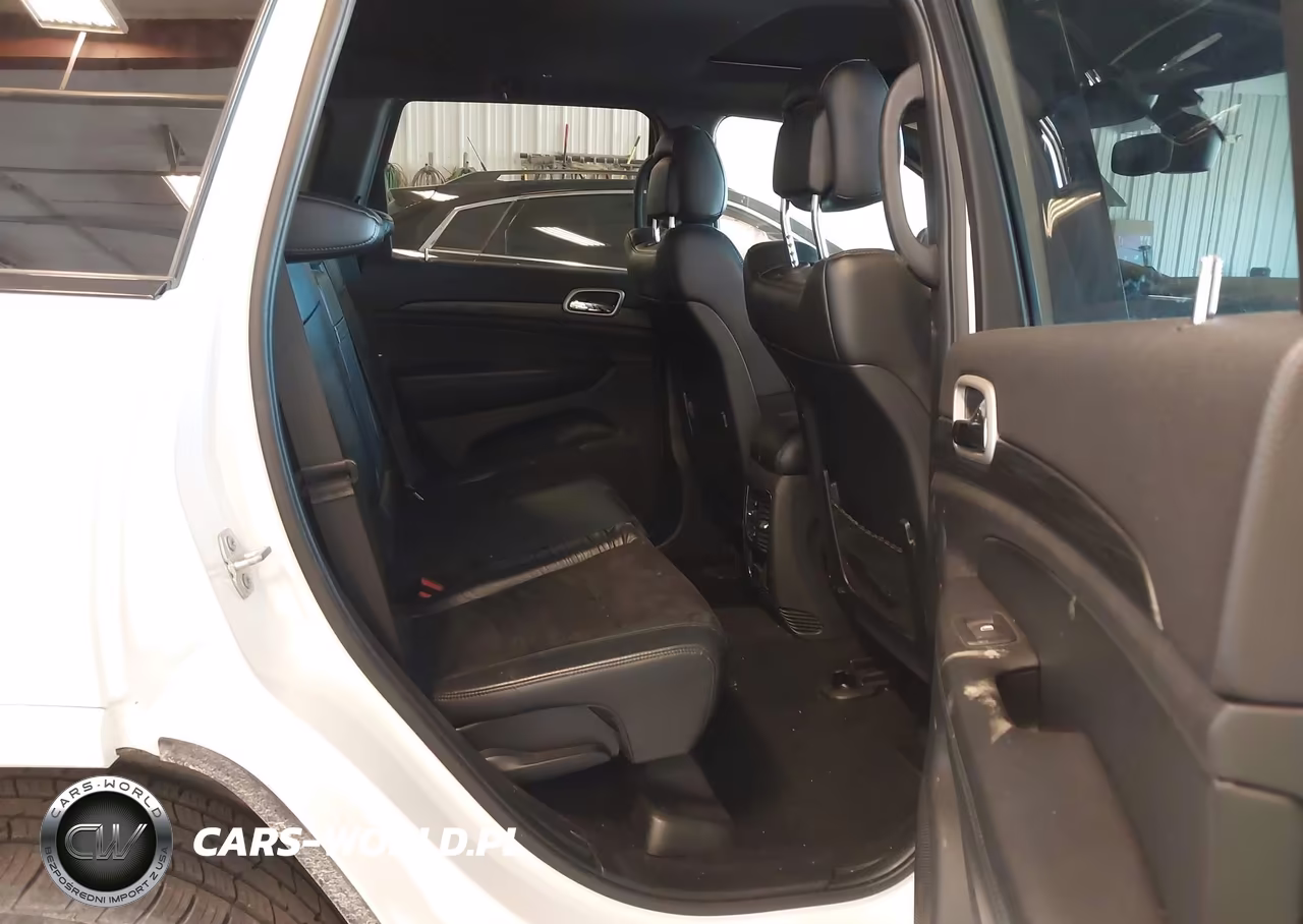 2020 Jeep Grand Cherokee Altitude 4X4 VIN:1C4RJFAG4LC240402 - 8