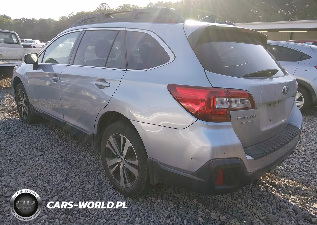 2018 Subaru Outback 2.5I Limited VIN:4S4BSAKC2J3373035 - 3