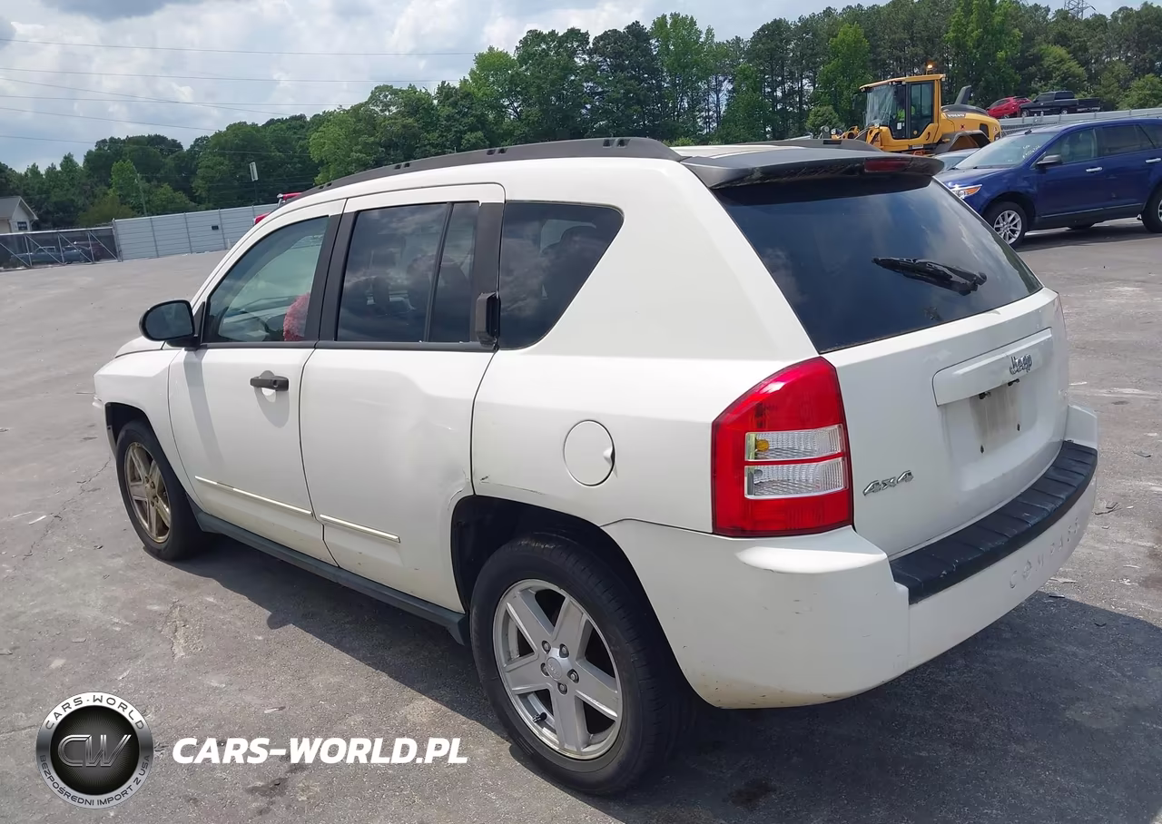 2008 Jeep Compass Sport VIN:1J8FF47W28D538531 - 3