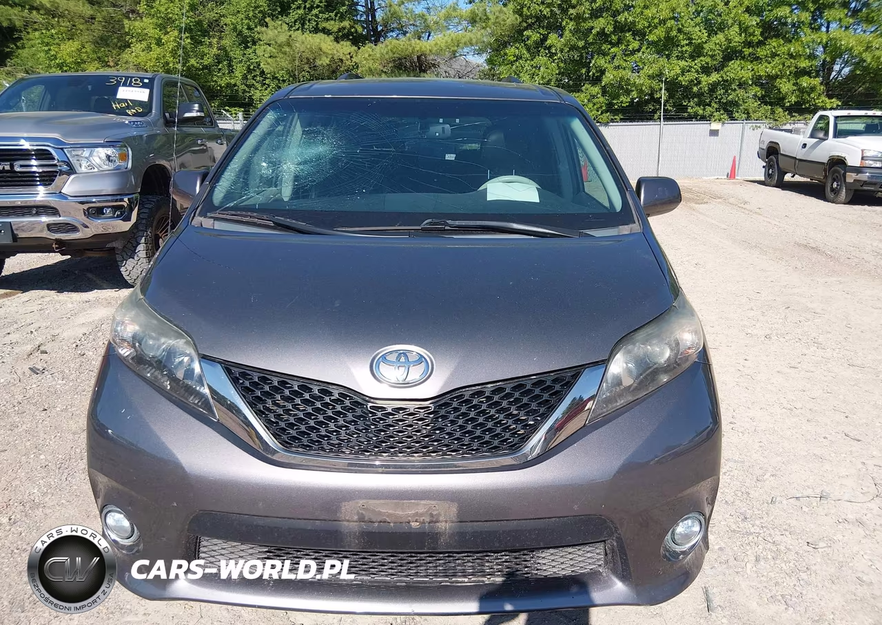 2014 Toyota Sienna Se 8 Passenger VIN:5TDXK3DC2ES471327 - 12
