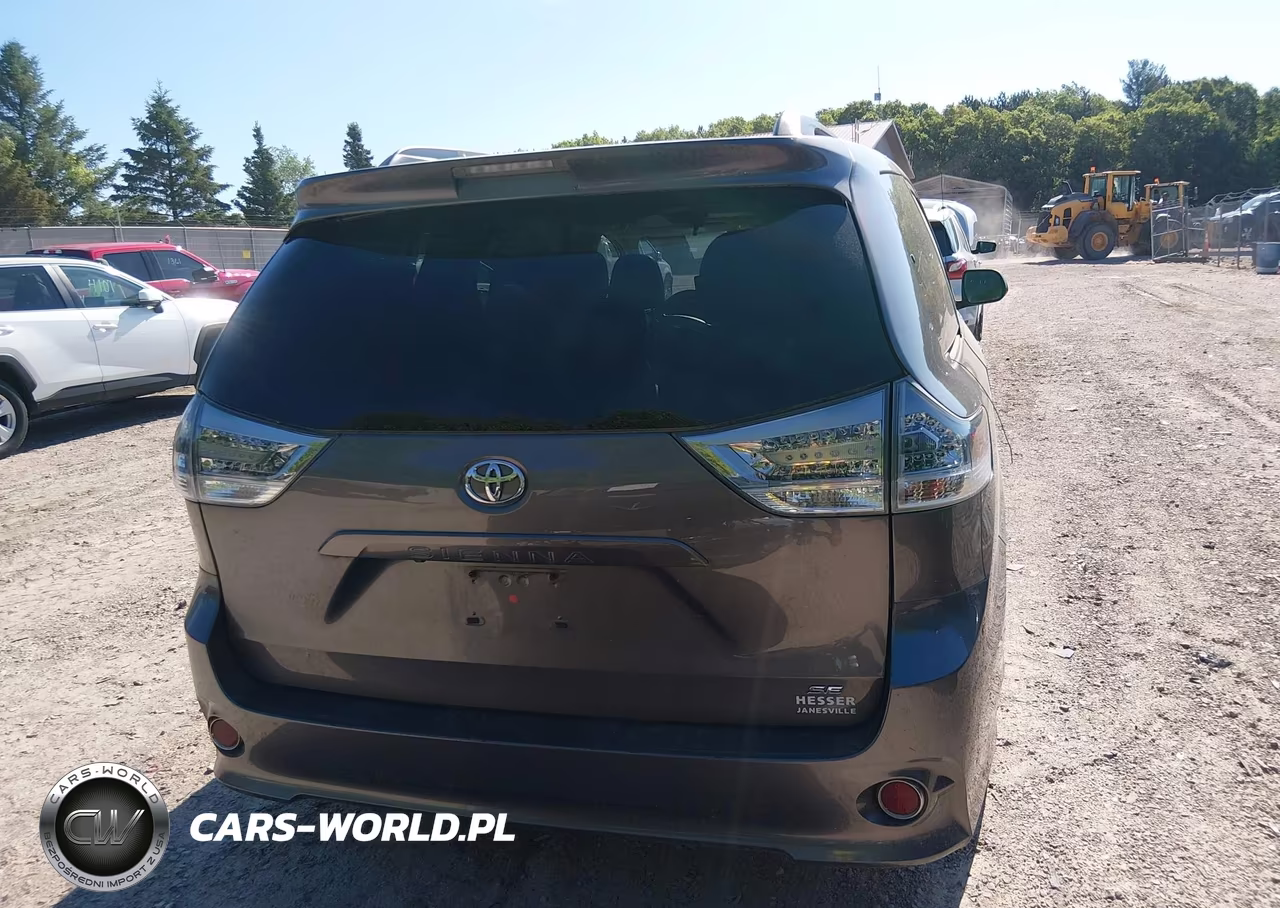 2014 Toyota Sienna Se 8 Passenger VIN:5TDXK3DC2ES471327 - 16