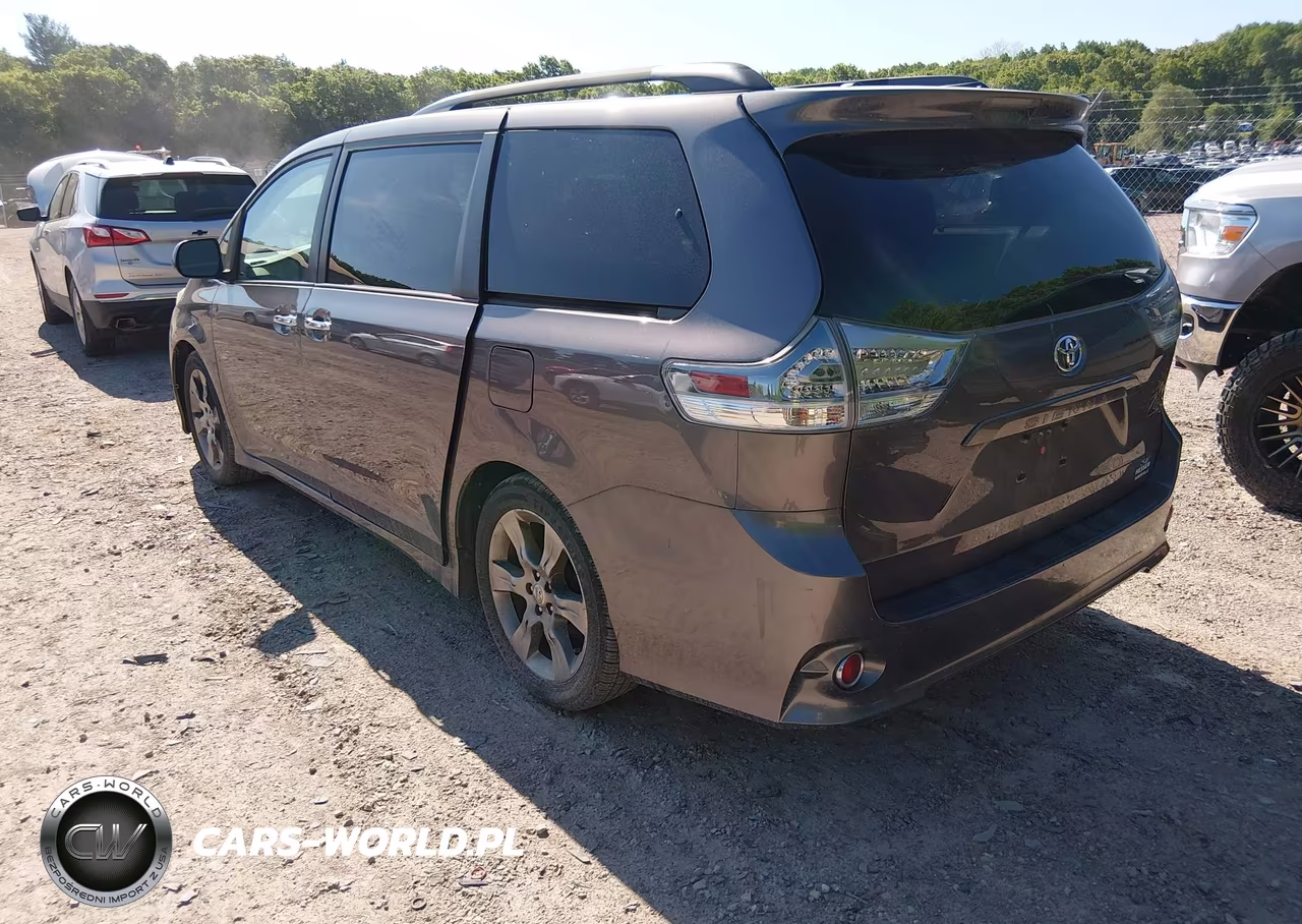 2014 Toyota Sienna Se 8 Passenger VIN:5TDXK3DC2ES471327 - 3
