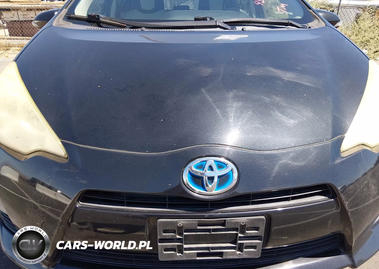2014 Toyota Prius C One VIN:JTDKDTB36E1060162 - 10