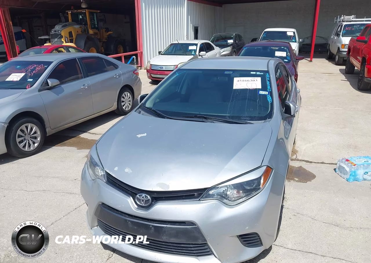 2015 Toyota Corolla Le VIN:5YFBURHE4FP363370 - 12