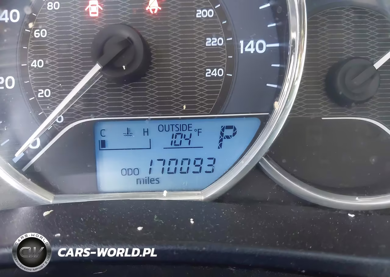 2015 Toyota Corolla Le VIN:5YFBURHE4FP363370 - 15