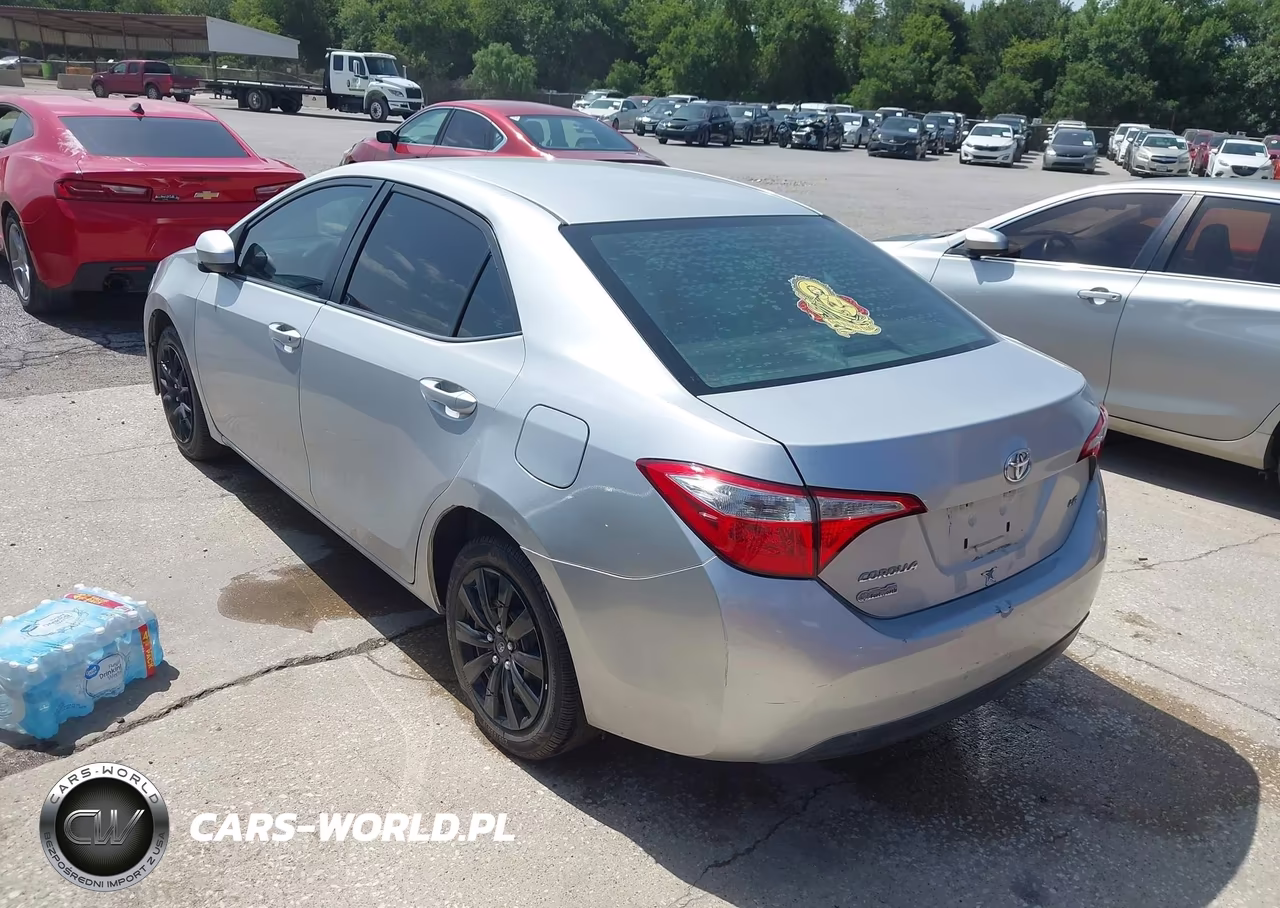 2015 Toyota Corolla Le VIN:5YFBURHE4FP363370 - 3