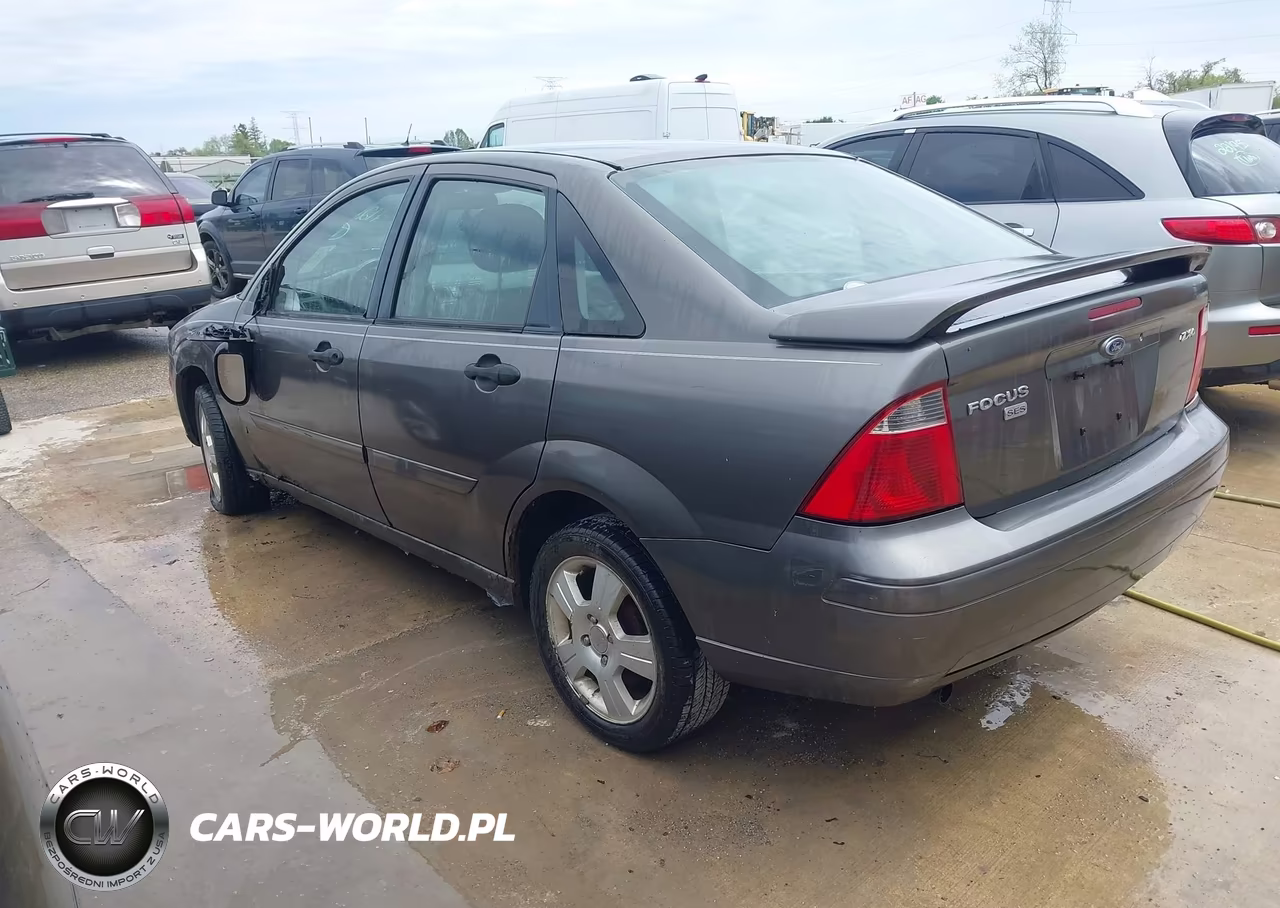 2006 Ford Focus Zx4 VIN:1FAHP34N76W112487 - 3