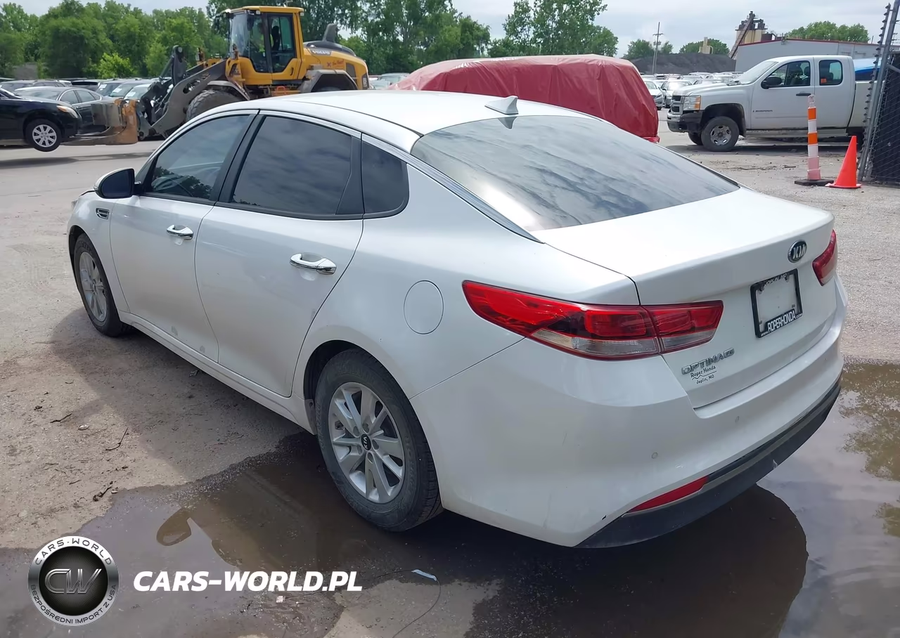 2018 Kia Optima Lx VIN:KNAGT4L31J5198480 - 3