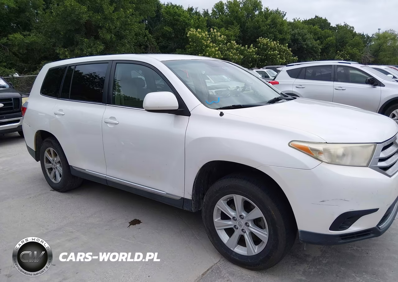 2011 Toyota Highlander Base V6 VIN:5TDZK3EH0BS032464 - 13