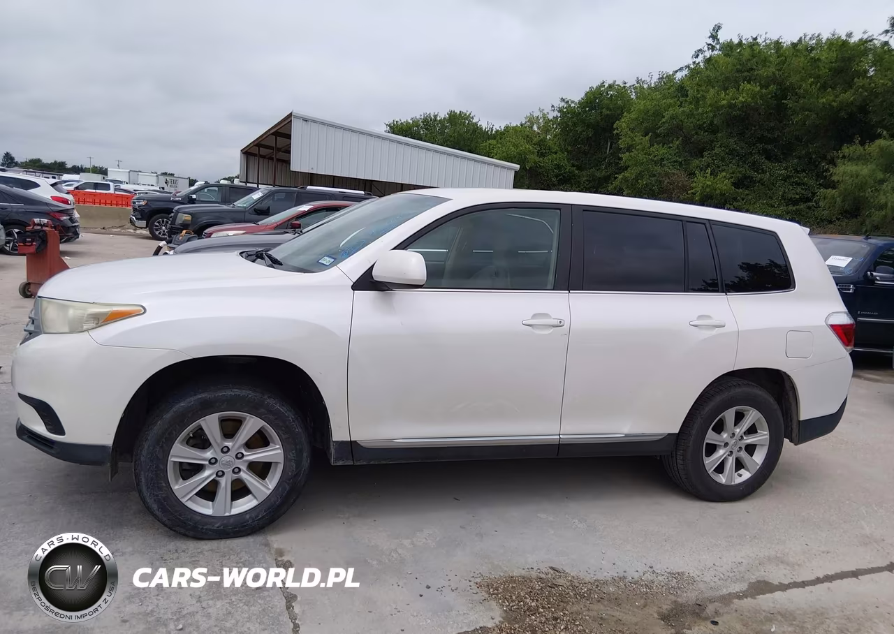 2011 Toyota Highlander Base V6 VIN:5TDZK3EH0BS032464 - 14