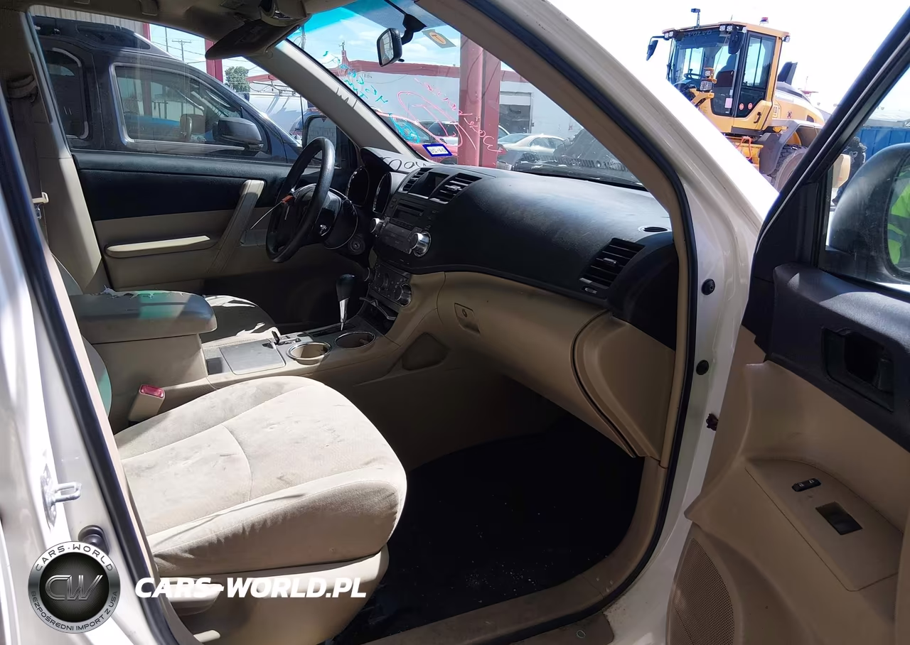 2011 Toyota Highlander Base V6 VIN:5TDZK3EH0BS032464 - 5