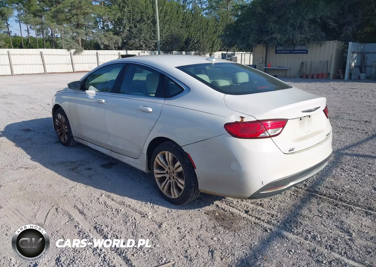 2015 Chrysler 200 Limited VIN:1C3CCCAB7FN597850 - 3