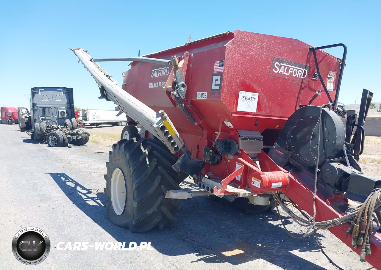 2018 Salford Valmar 8608