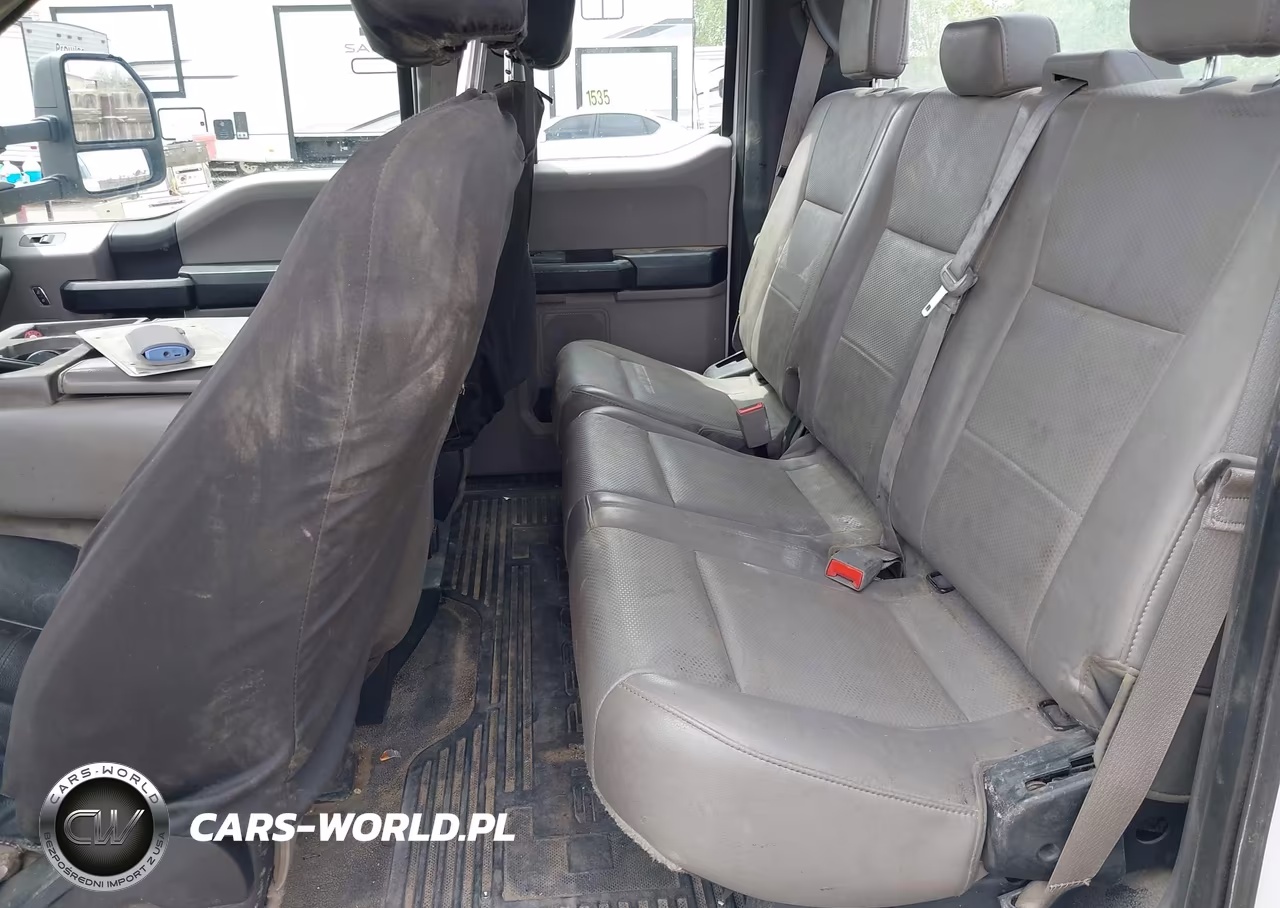 2018 Ford F-350 Chassis Xl VIN:1FD8X3H6XJEC49091 - 6