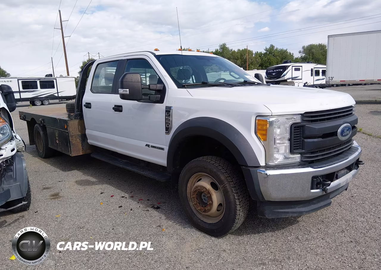 2017 Ford F-550 Chassis Xl