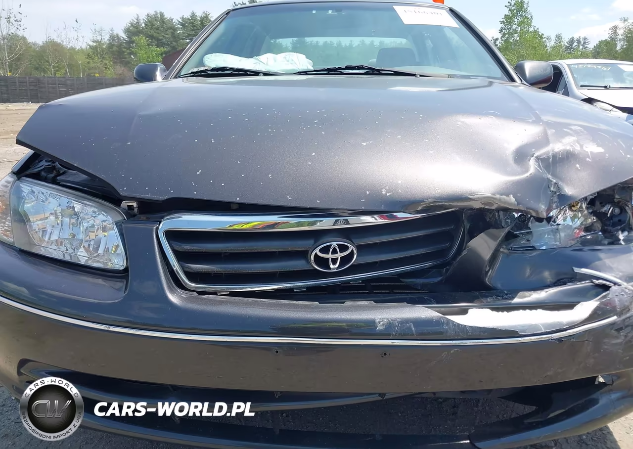 2000 Toyota Camry Le VIN:JT2BG22K2Y0494705 - 14