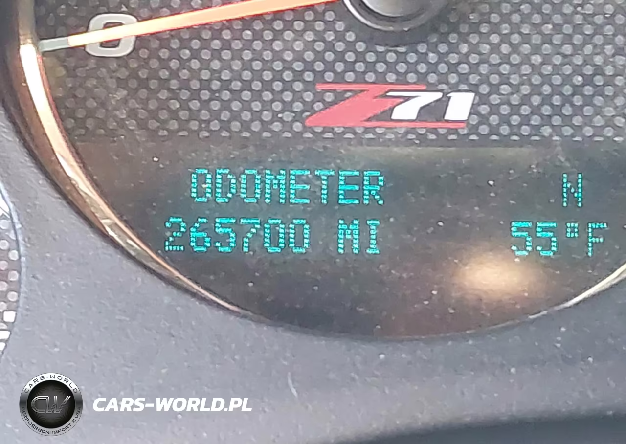 2011 Chevrolet Tahoe Lt VIN:1GNSKBE03BR391982 - 15