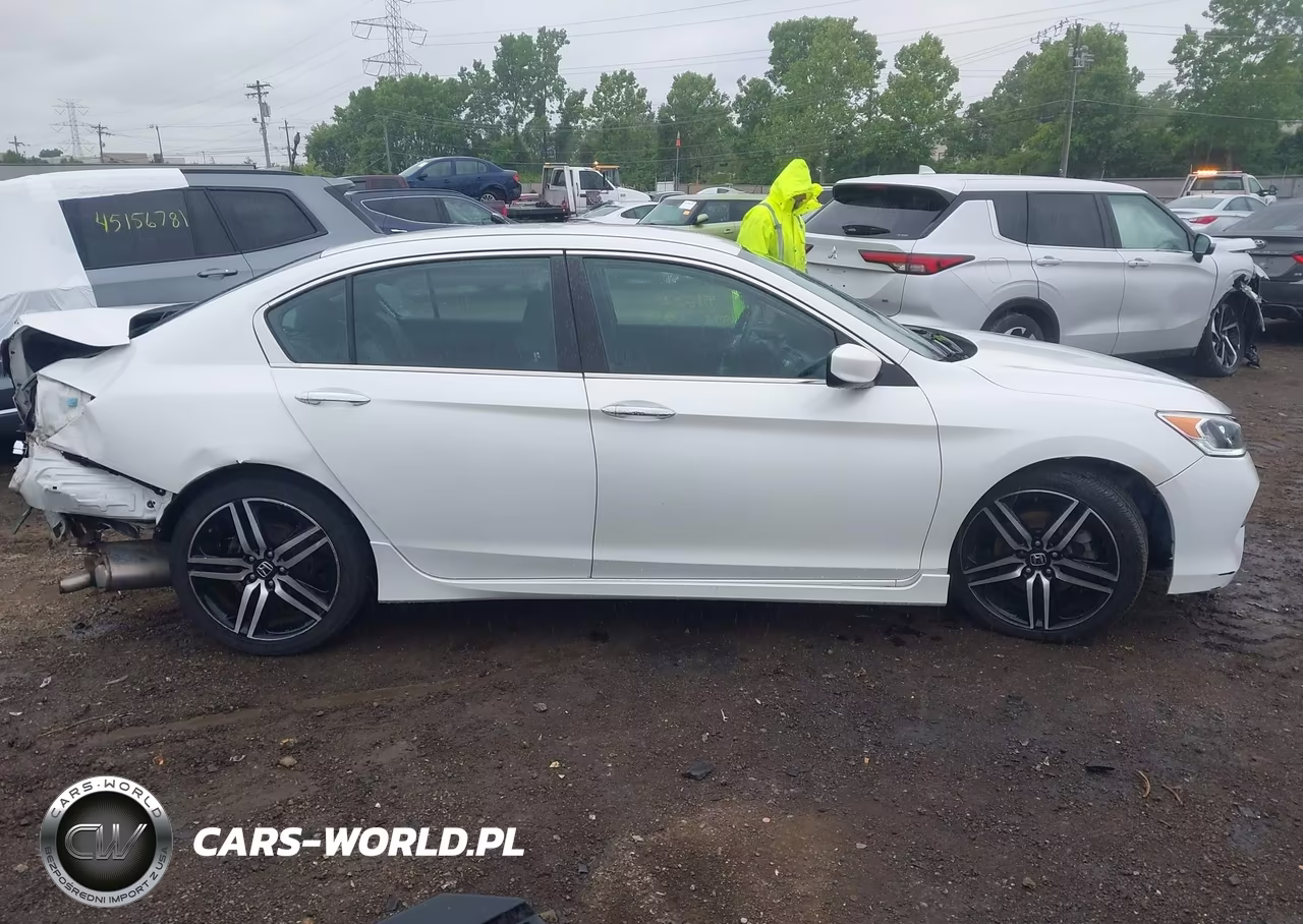 2016 Honda Accord Sport VIN:1HGCR2F54GA185385 - 13