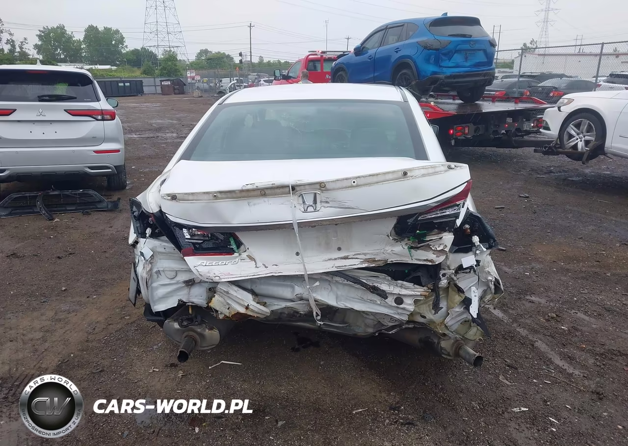 2016 Honda Accord Sport VIN:1HGCR2F54GA185385 - 16
