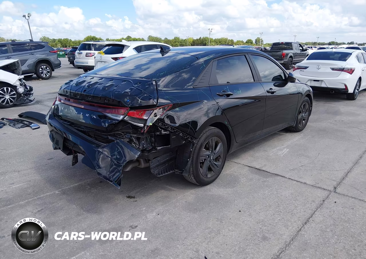 2022 Hyundai Elantra Sel VIN:KMHLS4AG6NU257878 - 4