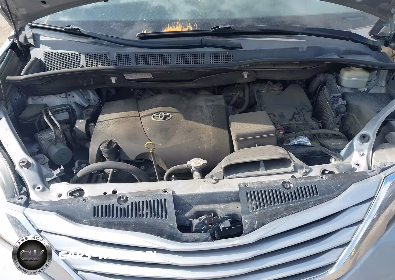 2017 Toyota Sienna Le 8 Passenger VIN:5TDKZ3DC8HS769794 - 10