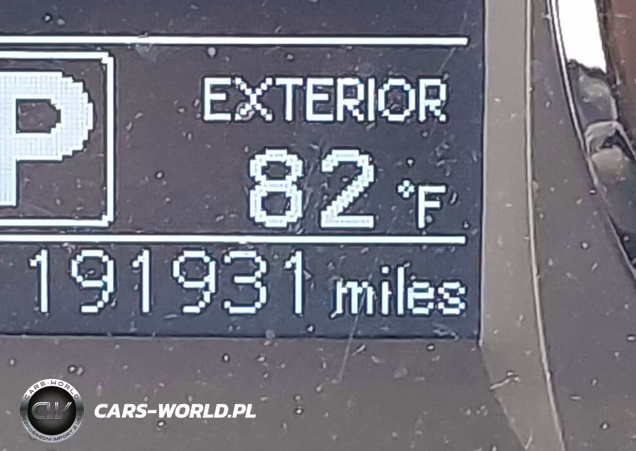 2017 Toyota Sienna Le 8 Passenger VIN:5TDKZ3DC8HS769794 - 15