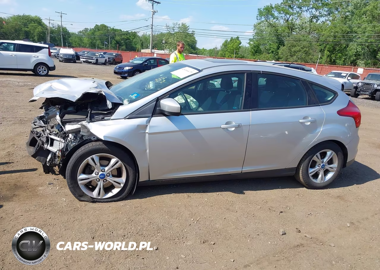 2012 Ford Focus Se VIN:1FAHP3K25CL246789 - 14