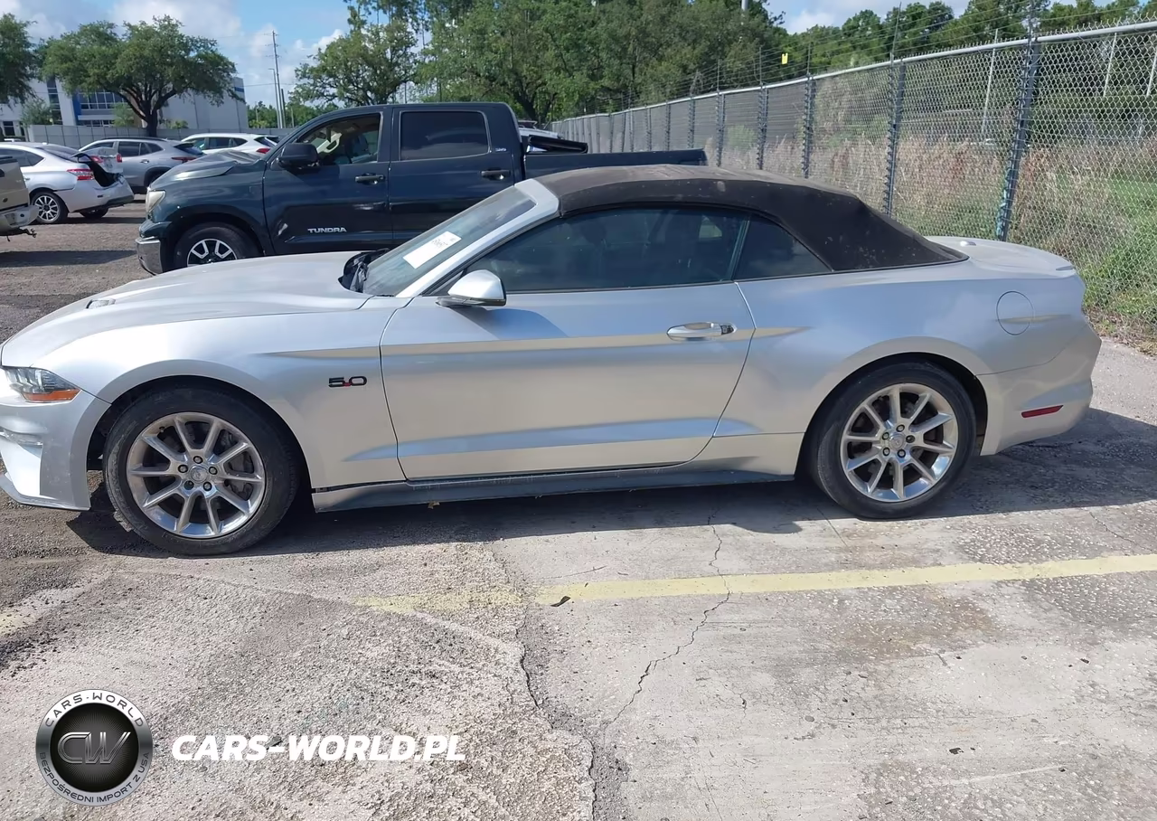 2018 Ford Mustang Gt Premium VIN:1FATP8FF9J5145292 - 14
