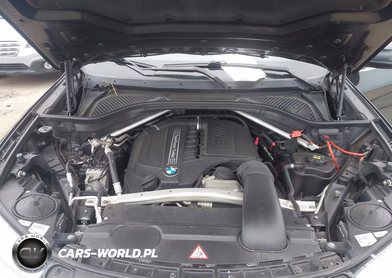 2015 BMW X5 xDrive35I VIN:5UXKR0C5XF0K63125 - 10