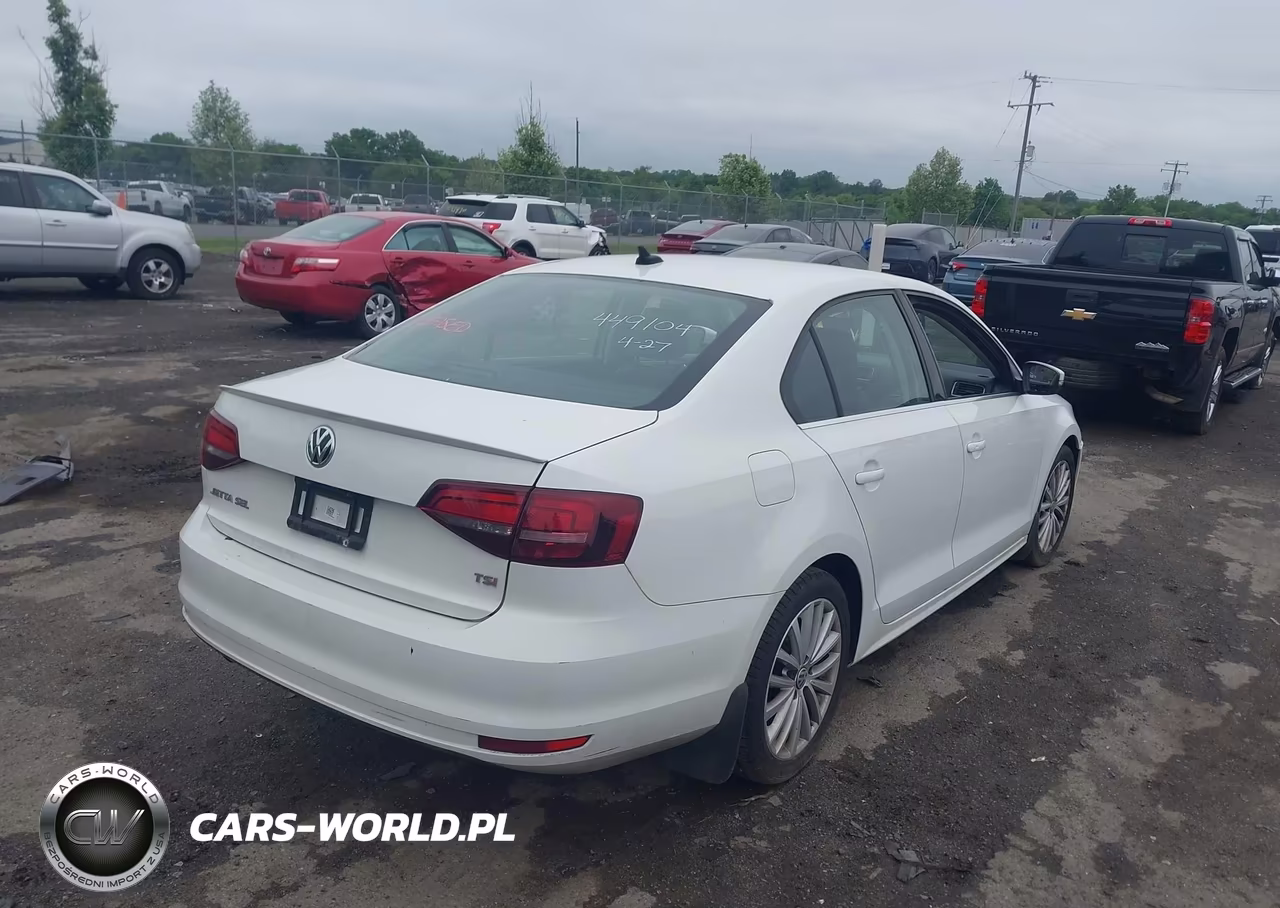 2016 Volkswagen Jetta 1.8T Sel VIN:3VWL17AJ6GM367466 - 4
