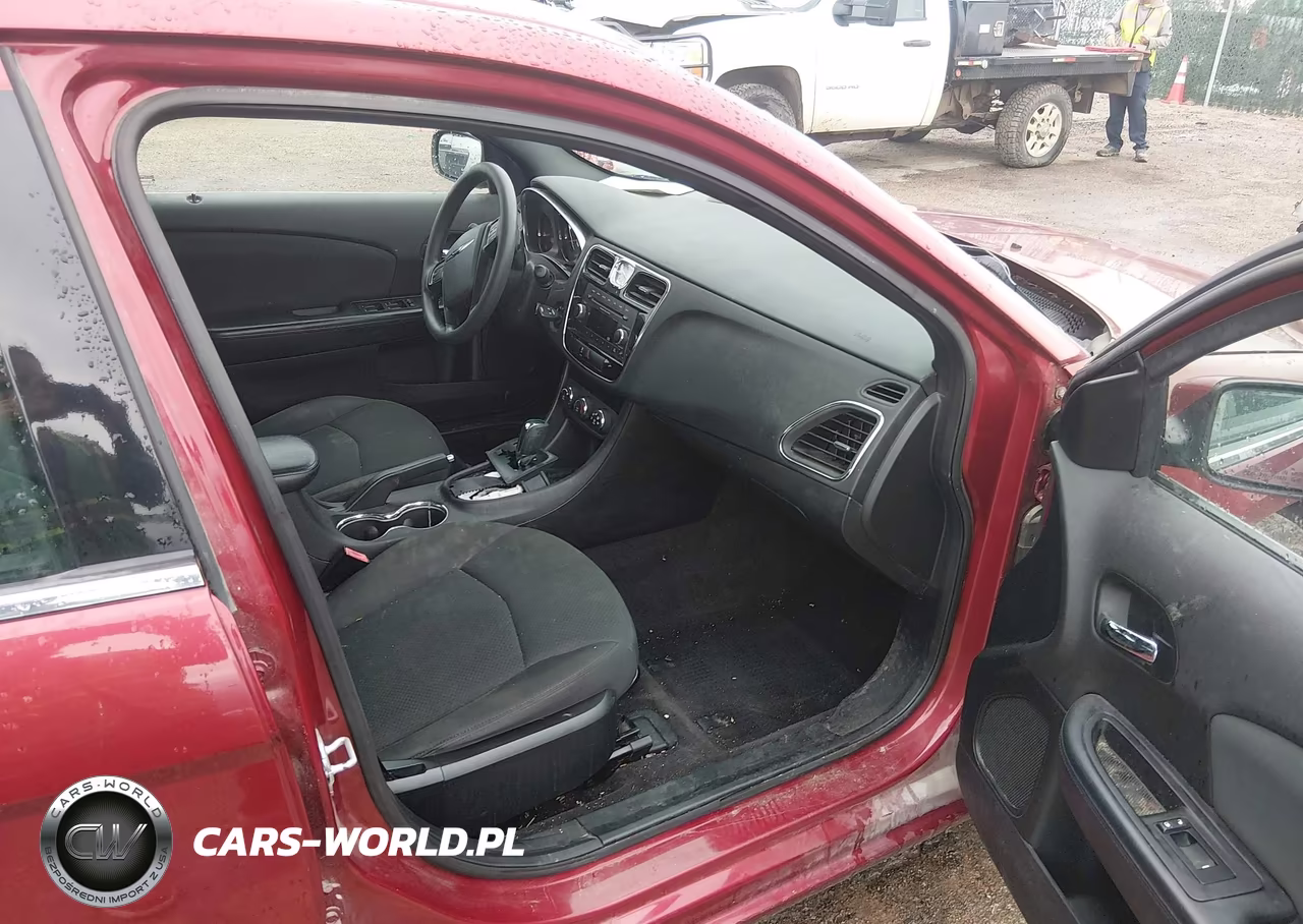 2012 Chrysler 200 Lx VIN:1C3CCBABXCN170362 - 5