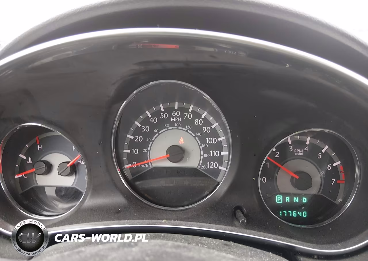 2012 Chrysler 200 Lx VIN:1C3CCBABXCN170362 - 7