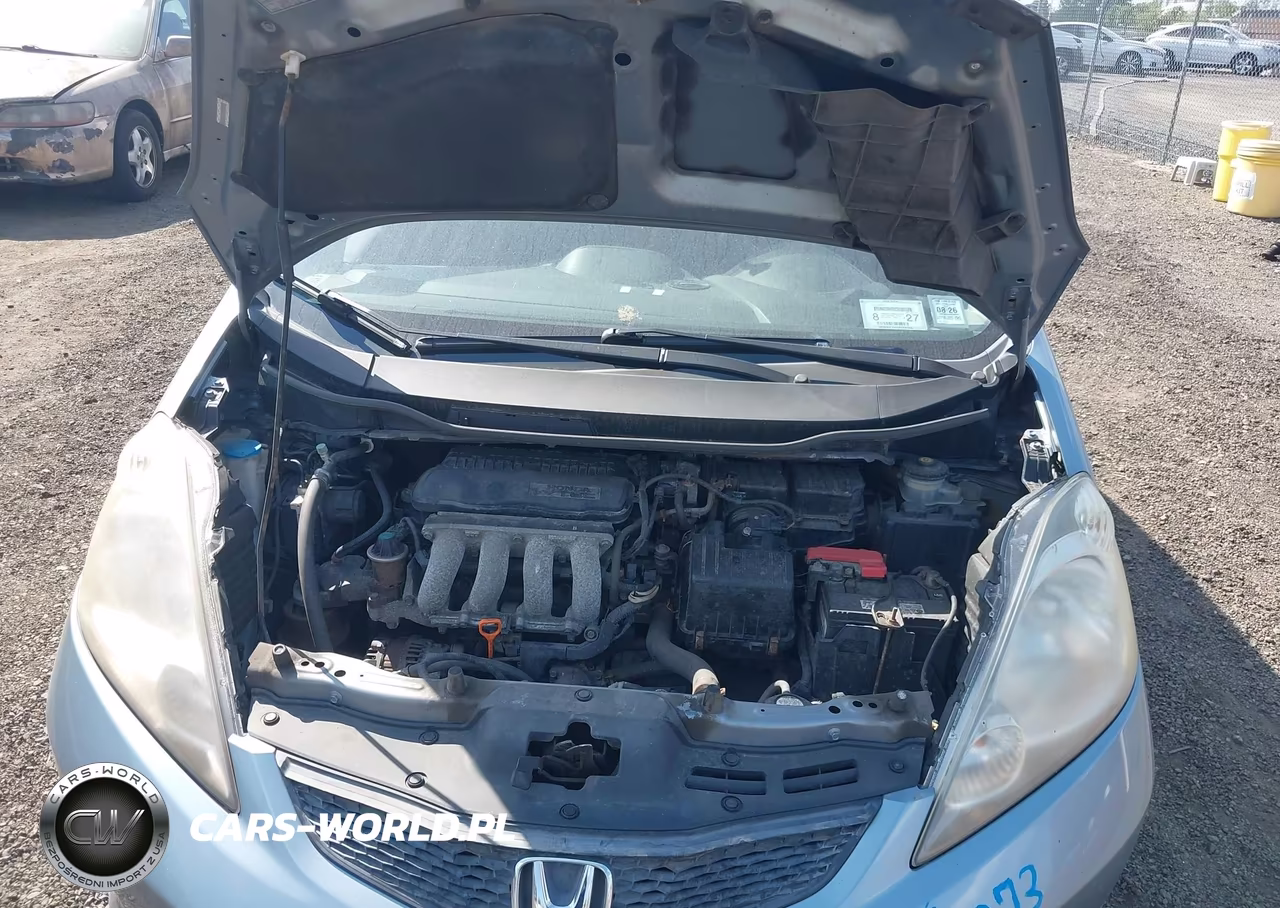 2011 Honda Fit Sport VIN:JHMGE8G5XBC009465 - 10