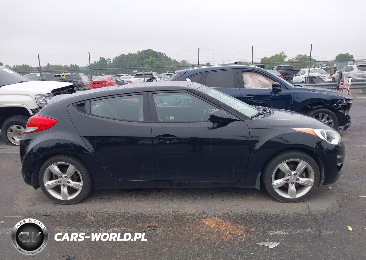2014 Hyundai Veloster Base W-Gray VIN:KMHTC6AD9EU199148 - 14