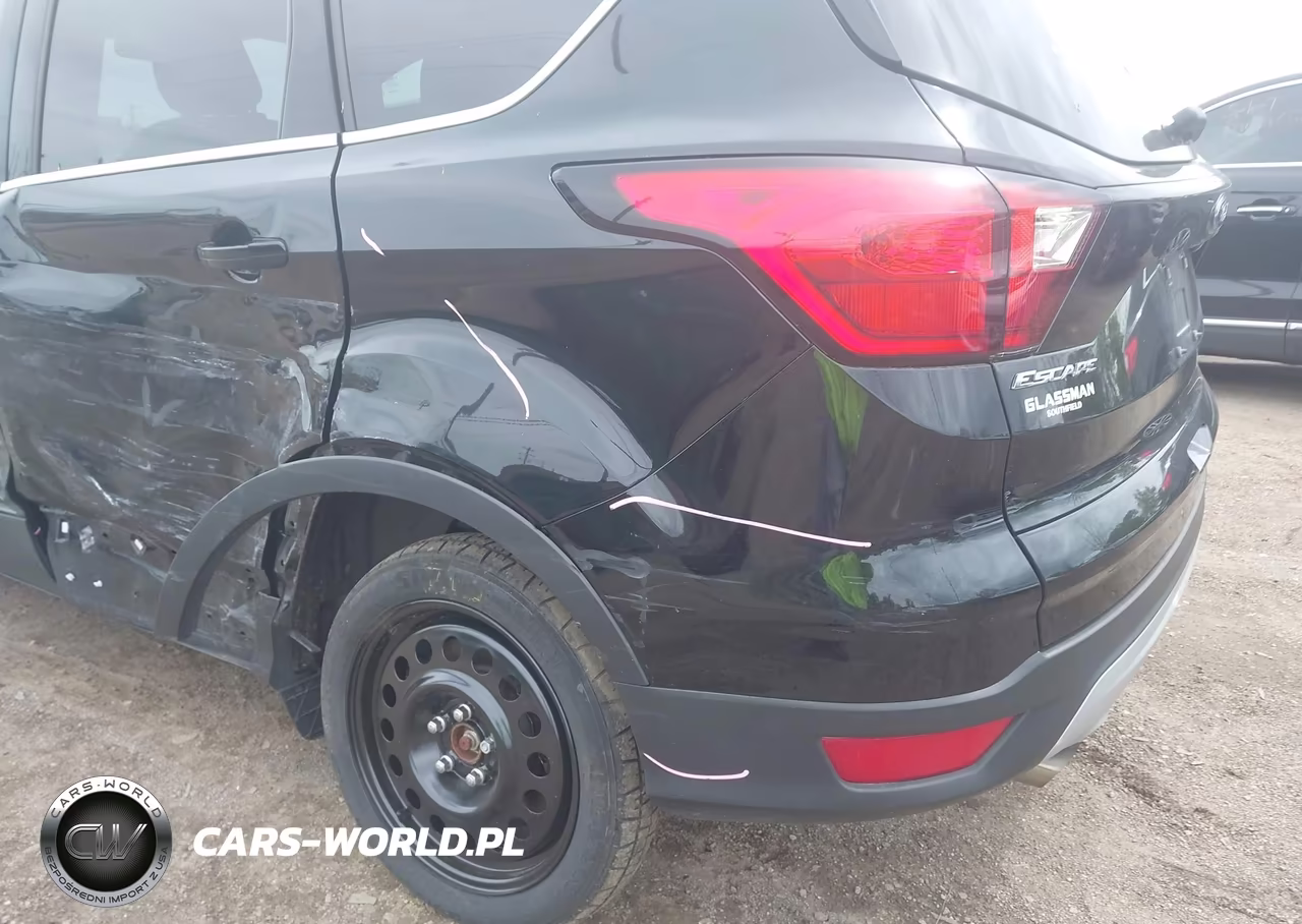 2019 Ford Escape Se VIN:1FMCU9GD2KUB24308 - 17