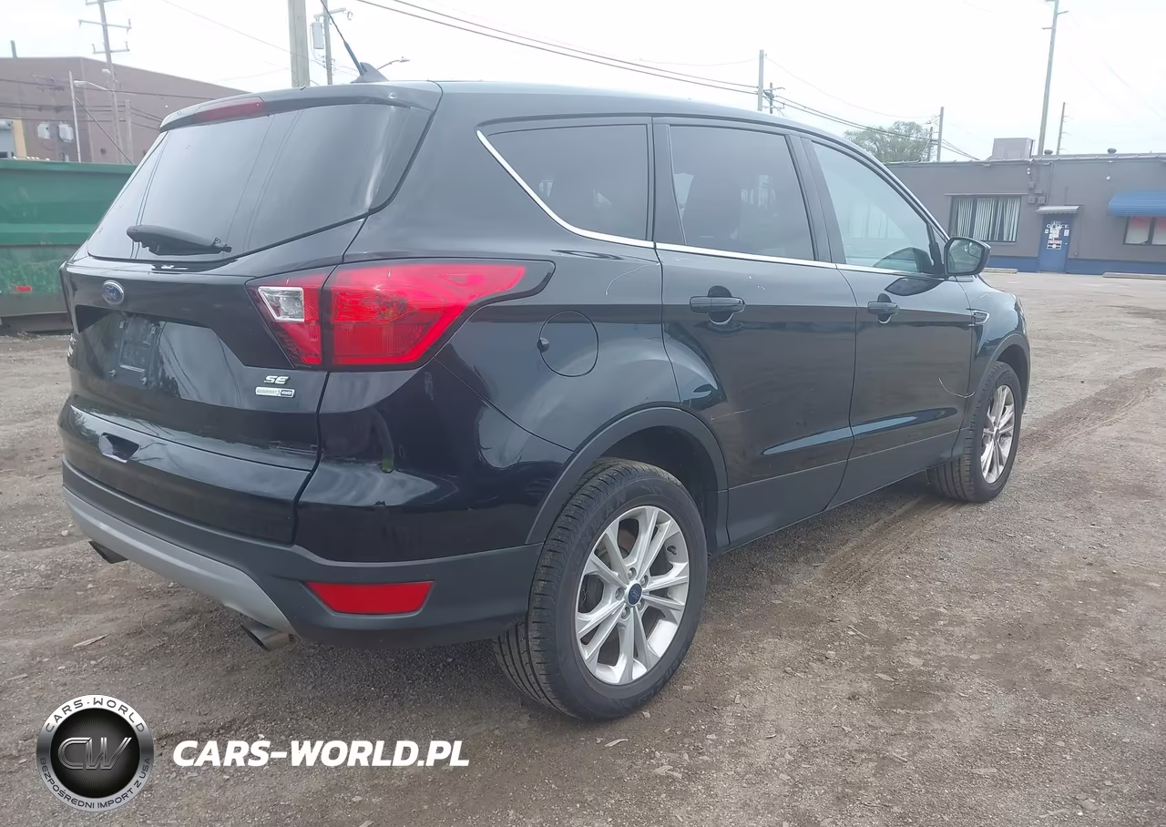 2019 Ford Escape Se VIN:1FMCU9GD2KUB24308 - 4