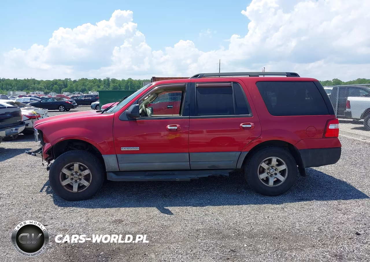 2007 Ford Expedition Xlt VIN:1FMFU16597LA75534 - 15