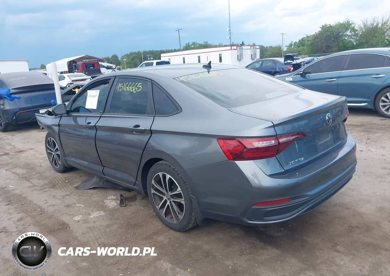 2023 Volkswagen Jetta 1.5T Sport VIN:3VWBM7BU0PM007363 - 3