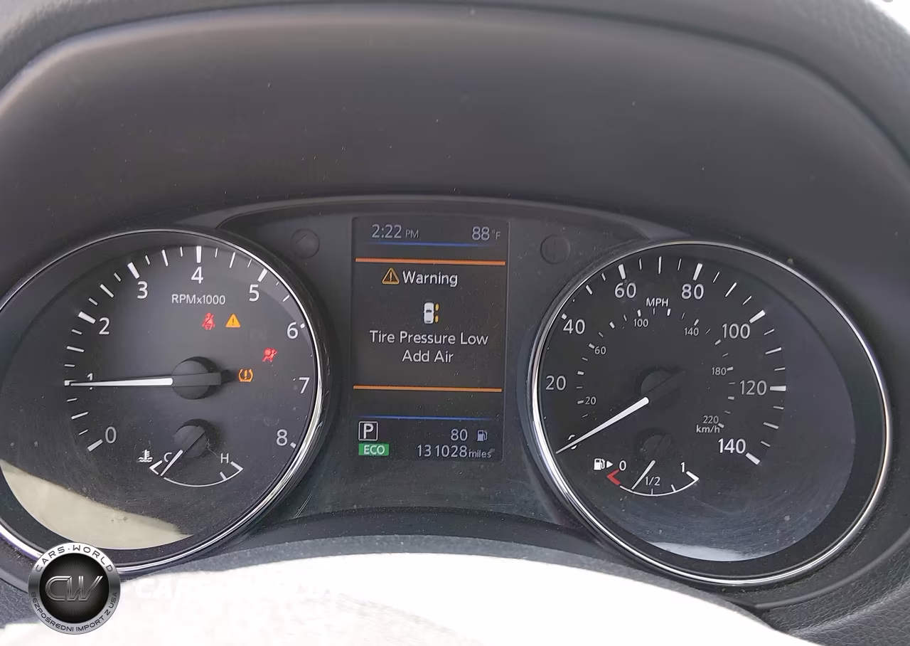 2018 Nissan Rogue S VIN:5N1AT2MV3JC729036 - 7