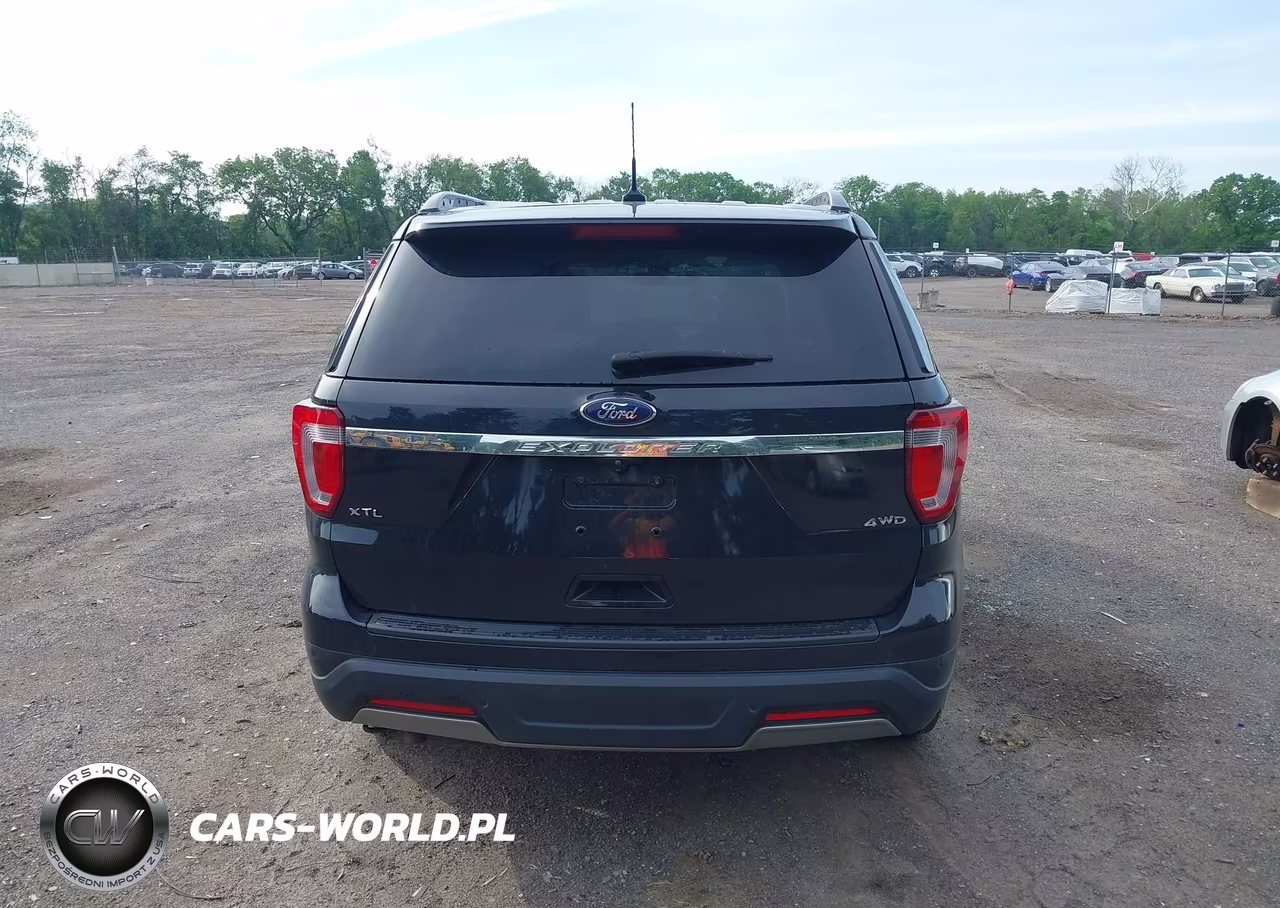 2019 Ford Explorer Xlt VIN:1FM5K8D86KGA50650 - 16
