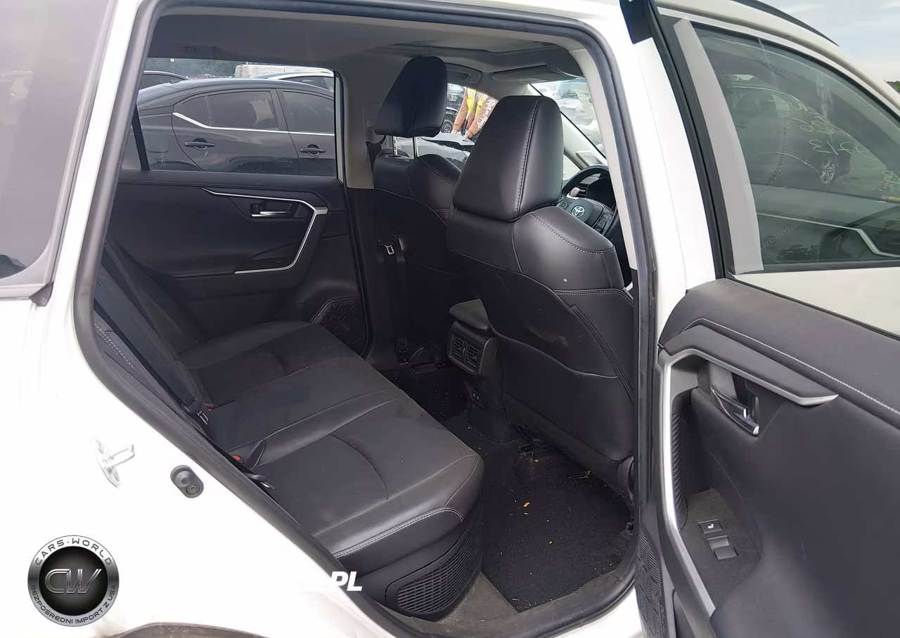 2020 Toyota Rav4 Hybrid Limited VIN:2T3DWRFV7LW080713 - 8