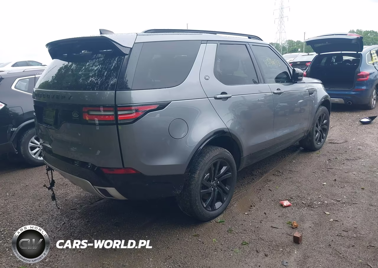 2020 Land Rover Discovery Landmark Edition VIN:SALRU2RV0L2426830 - 4