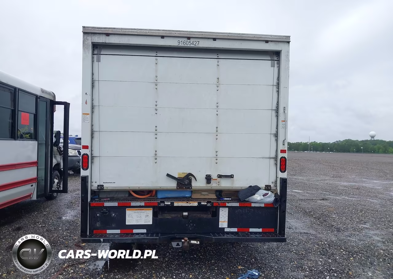 2017 Ford E-350 Cutaway VIN:1FDWE3FS5HDC42126 - 14