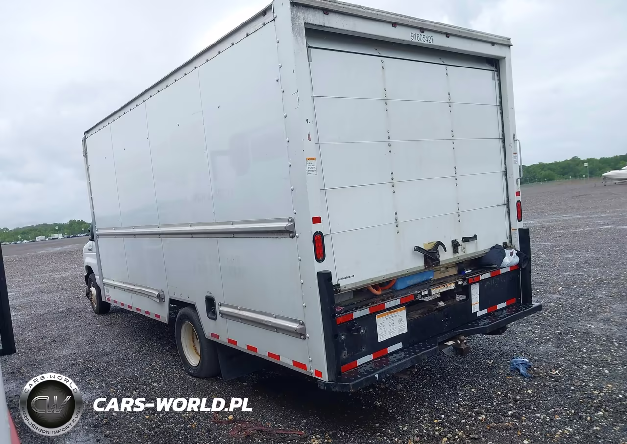 2017 Ford E-350 Cutaway VIN:1FDWE3FS5HDC42126 - 3