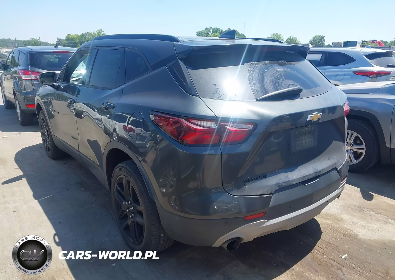 2019 Chevrolet Blazer VIN:3GNKBBRA3KS581765 - 3
