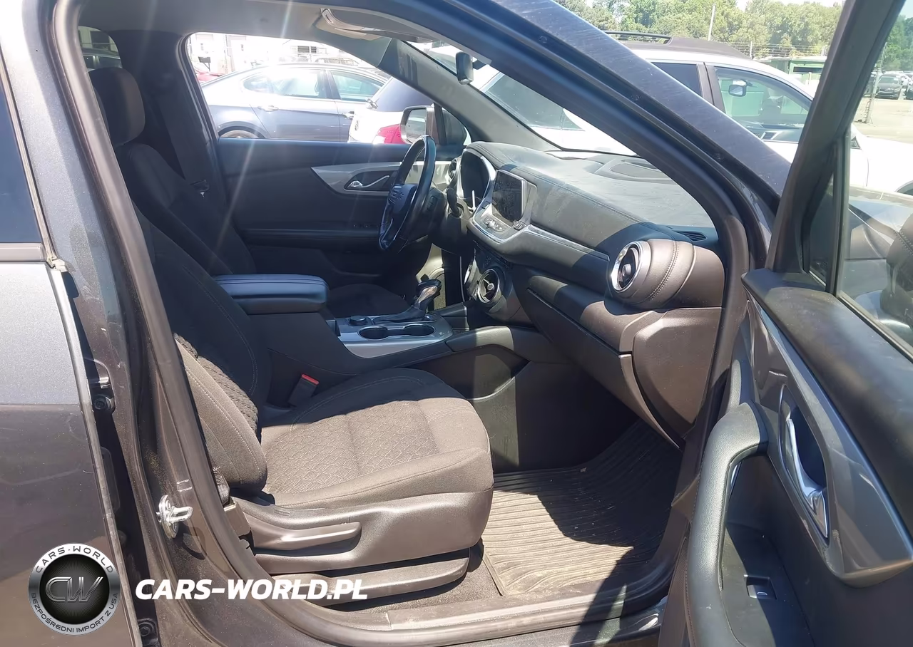 2019 Chevrolet Blazer VIN:3GNKBBRA3KS581765 - 5